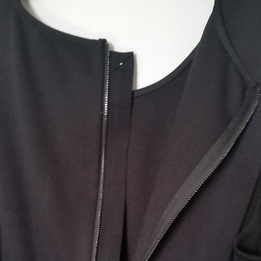 Karl Lagerfeld New Dress 12 - Picture 10 of 13